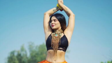 Aashka Godaria,Actress,Business,Renee Cosmetics
