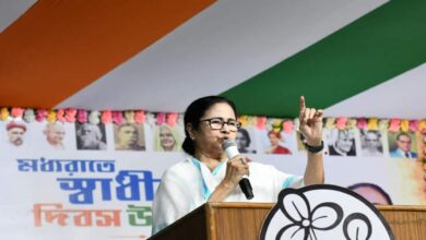 West bengal government,Mamata Banerjee,Narendra Modi,independence day,India alliance,Red fort
