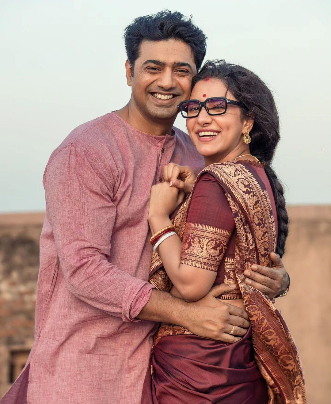 Dev,Rukmini,Byomkesh O Durgo Rahasya