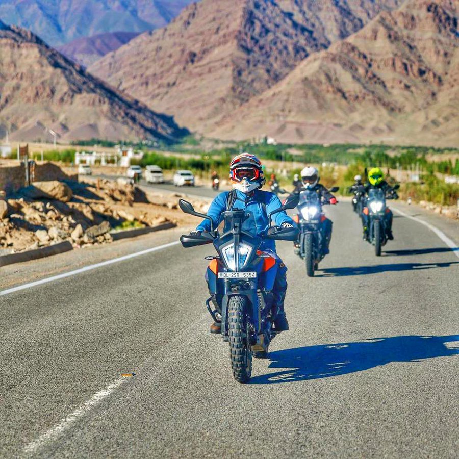 Ladakh,Rahul Gandhi,Sports Bike,Congress