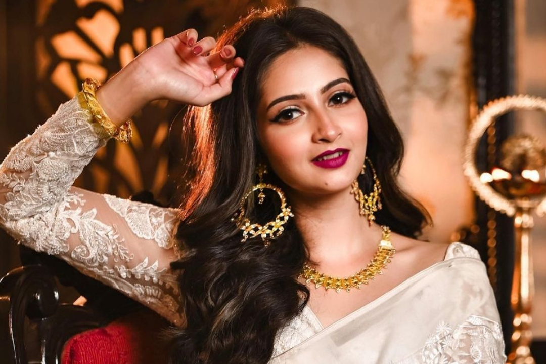 Tollywood,Actress,Actress life,Serial,Side role