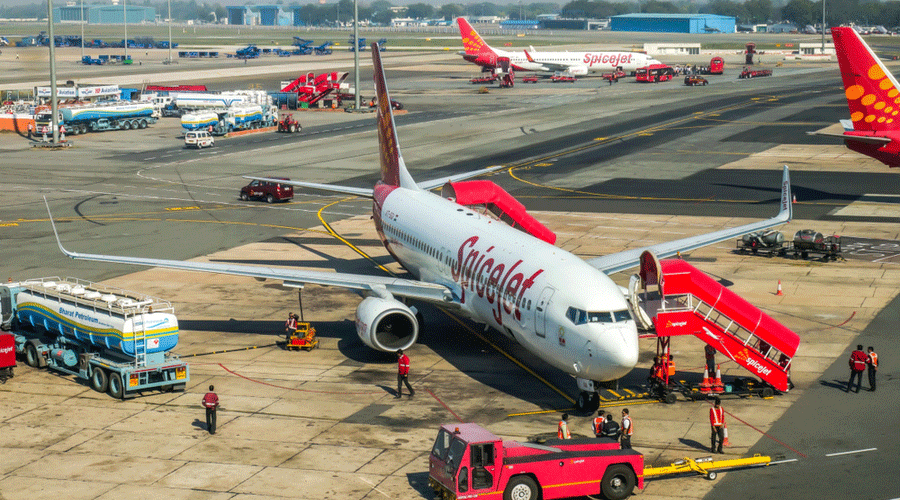 Kolkata Airport,Spicejet,Mumbai,Technical Problem