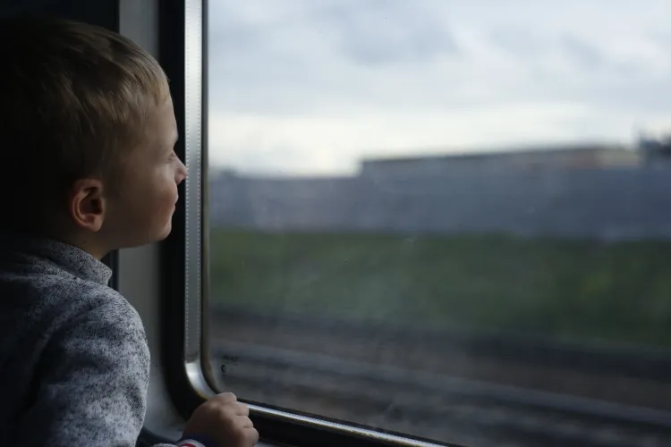 Indian Railway,Child Passengers,Earn 2800 Crore,Ticket