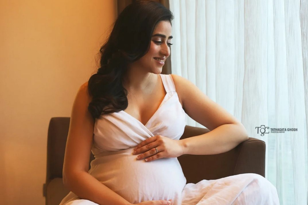 Tollywood,Bengali Actress,Riddhima Ghosh,Photoshoot,Social media