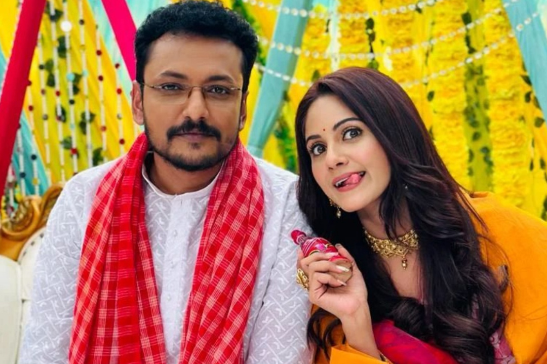 Tollywood,Bengali Serial,Star Jalsha,Khorkuto,Trina Saha,Koushik Roy