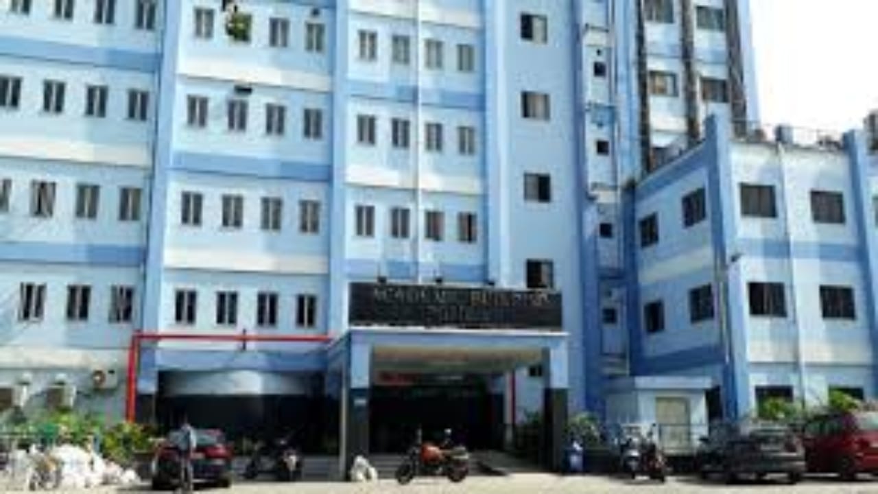 Hospital,Dead Body,SSKM,Kolkata