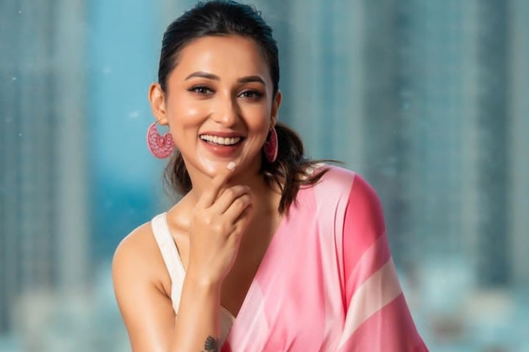 Tollywood,Movie,Mimi Chakraborty,Anindya Chatterjee