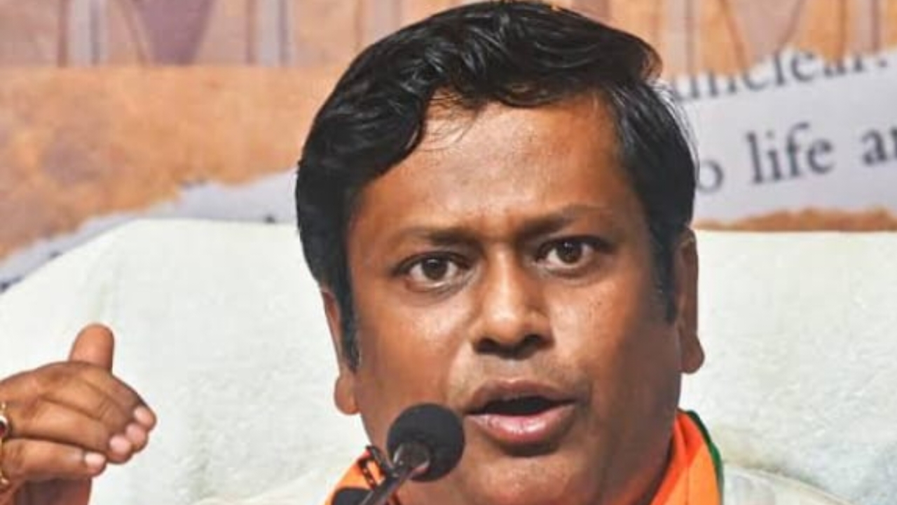 WB,TMC,BJP,Politics,sukanto Majumdar,Anubroto Mondal.
