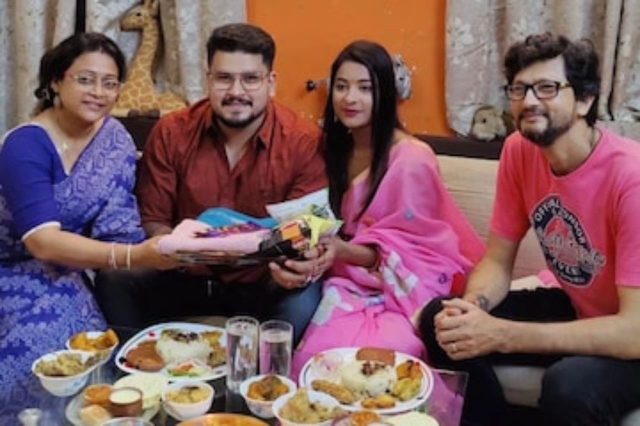 Tollywood,Marraige,Swarnadipto Ghosh,Arpita Ghosh,wedding,Serial,zee bangla,Fulki